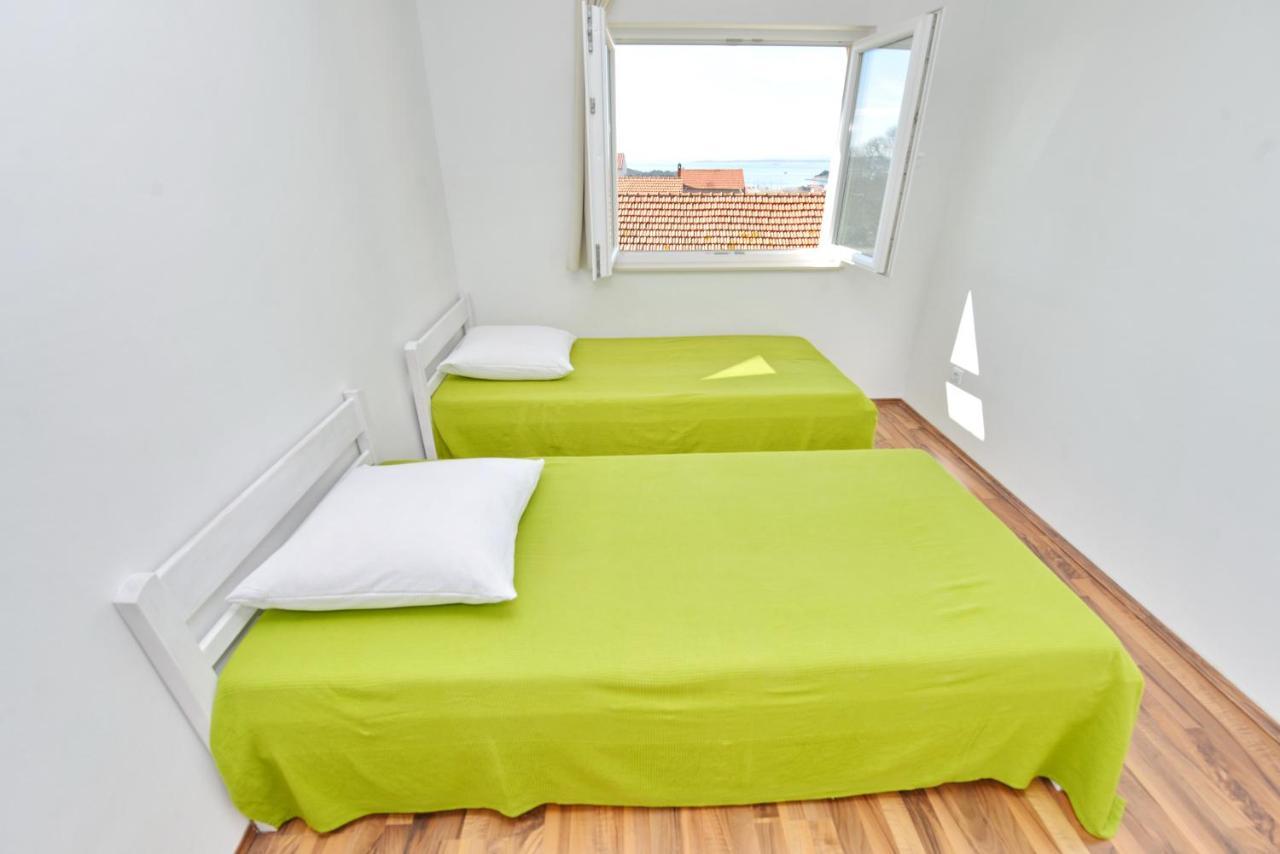Apartments Verita Pakoštane Eksteriør billede