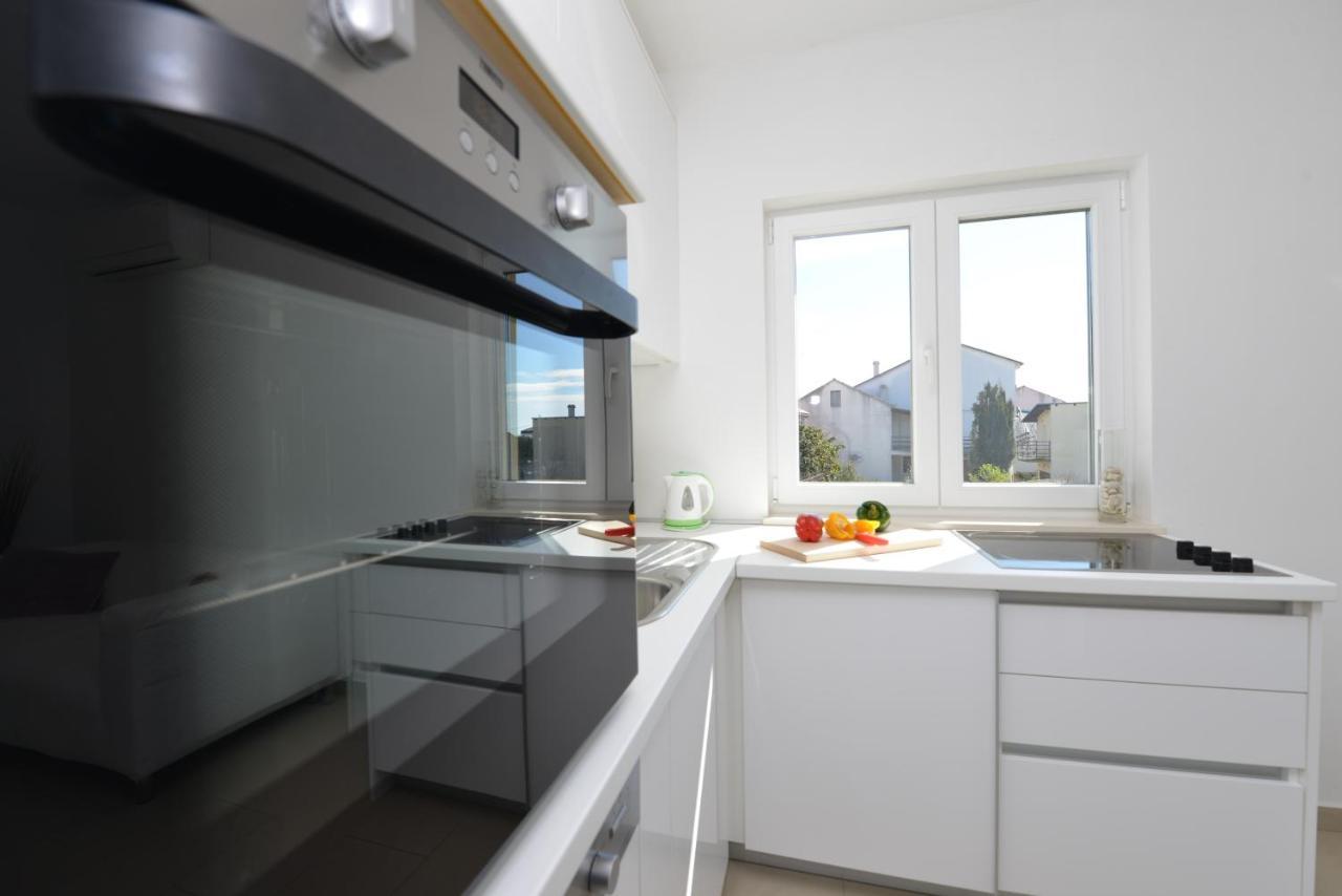 Apartments Verita Pakoštane Eksteriør billede